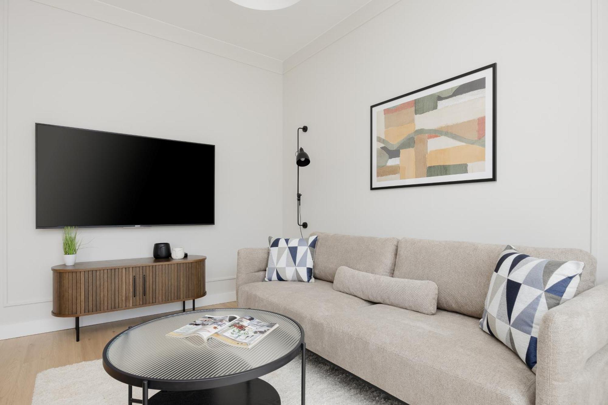 Luxurious In With Sauna And Gym By Renters Prestige Warszawa